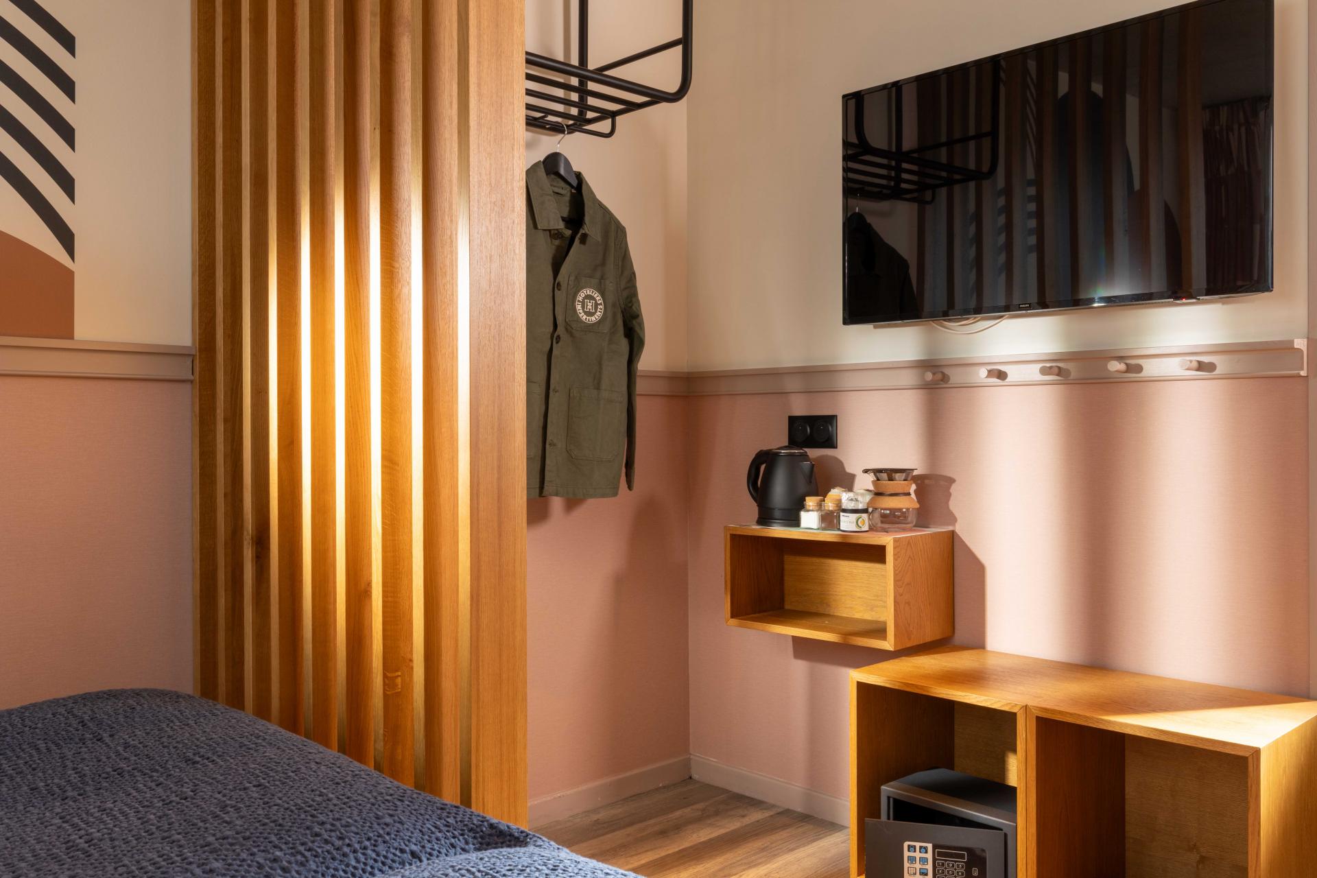 Classique Twin Room
